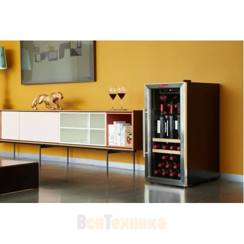 Монотемпературный шкаф La Sommeliere LS38A