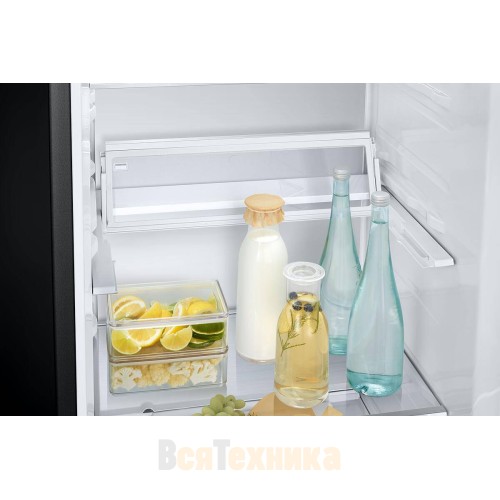 Холодильник Samsung RB37A5070B1 с нижней морозильной камерой