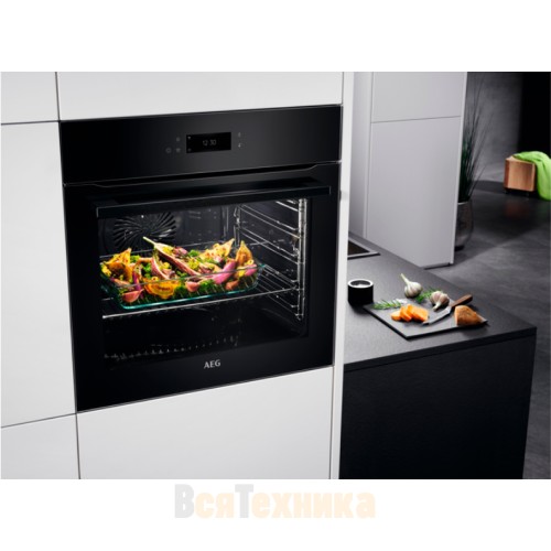 Духовой шкаф AEG BPE742380B