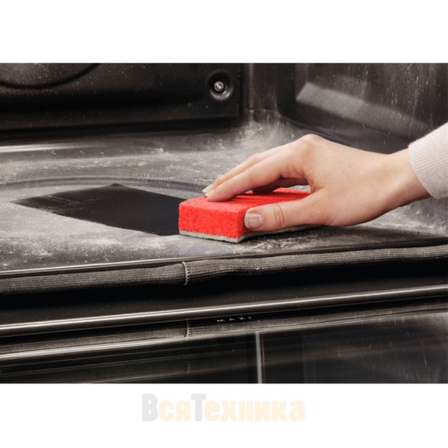 Духовой шкаф AEG BPE742380B