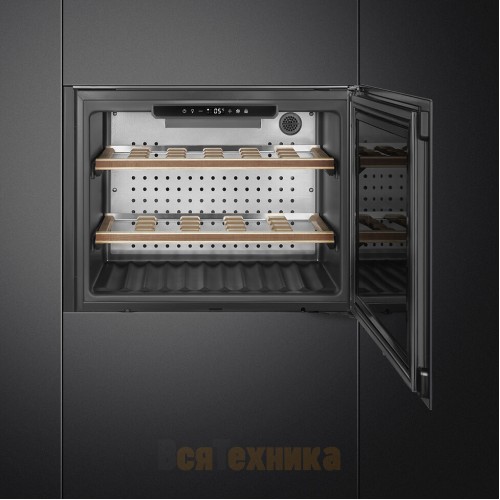 Встраиваемый холодильный шкаф для вина Smeg CVI121B3