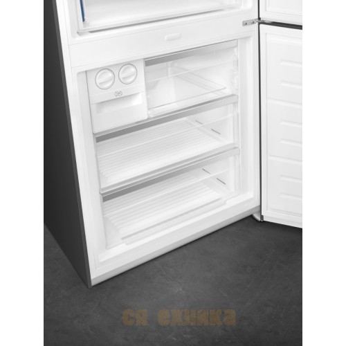Холодильник Smeg FA8005RAO5