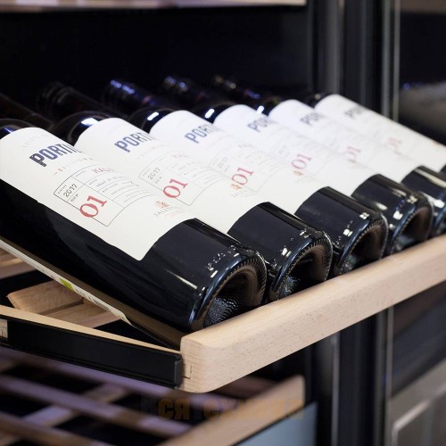 Винный шкаф CASO WineChef Pro 180 black
