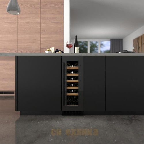 Встраиваемый винный шкаф Libhof Connoisseur CX-19 Black