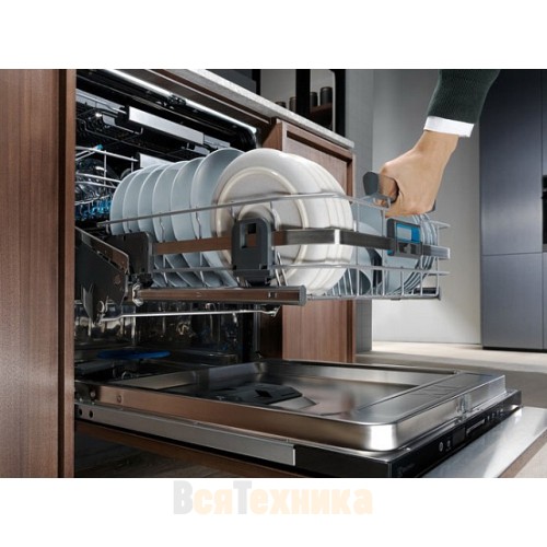 Встраиваемая посудомоечная машина Electrolux KECB8300L