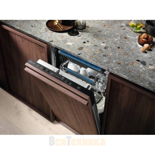 Посудомоечная машина Electrolux ETM43211L