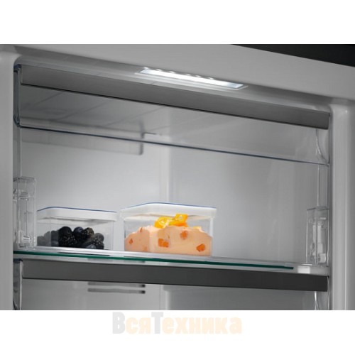Морозильная камера Electrolux LUT 7ME28 X2