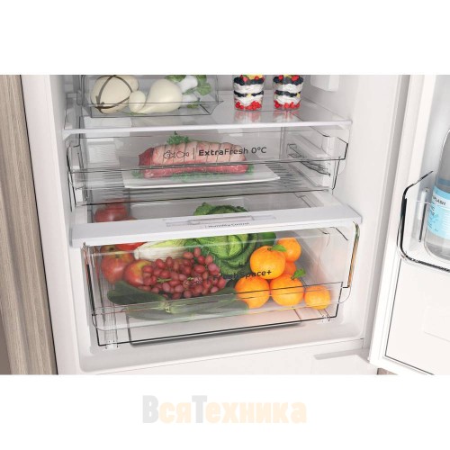 Холодильник Indesit INC18 T332