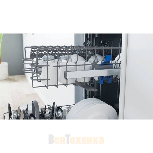Посудомоечная машина Indesit DSFC 3M19