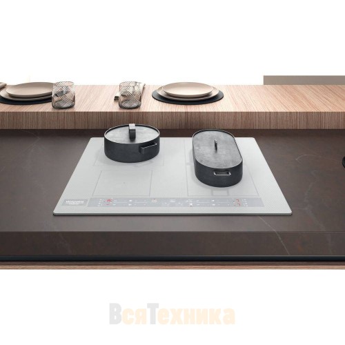 Варочная панель Hotpoint HB 8460B NE/W