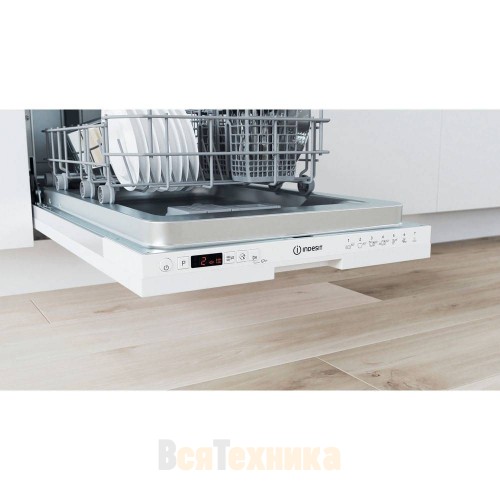Посудомоечная машина Indesit DSIC 3M19