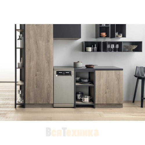 Посудомоечная машина Hotpoint HSFO 3T223 WC X