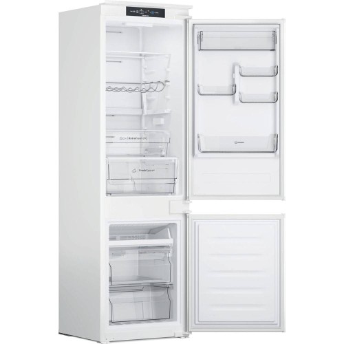 Холодильник Indesit INC18 T332