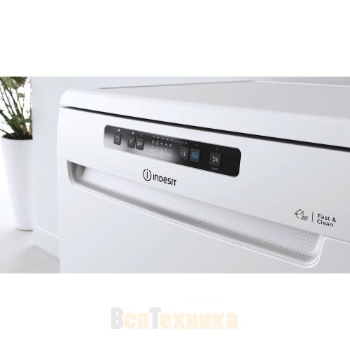 Посудомоечная машина Indesit DFC 2B+16