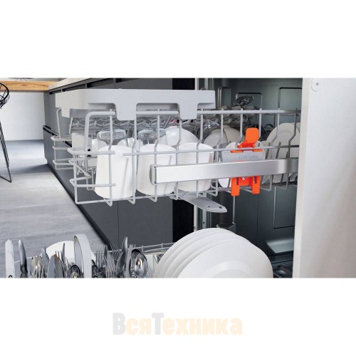 Посудомоечная машина Hotpoint HSFC 3M19 C