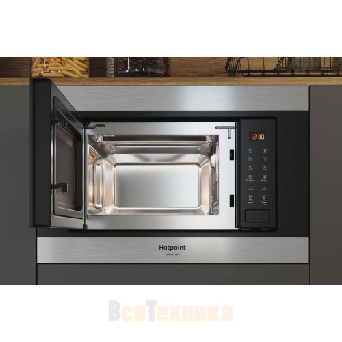 Микроволновая печь Hotpoint MF20S IX HA