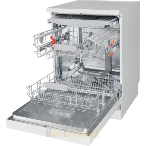 Посудомоечная машина Hotpoint HFC 3C26 F