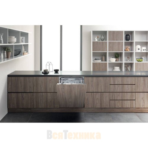 Посудомоечная машина Hotpoint HI 5020 WEF