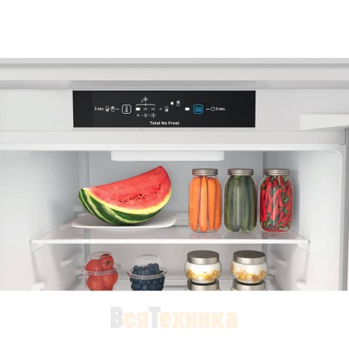 Холодильник Indesit INC20 T321 EU