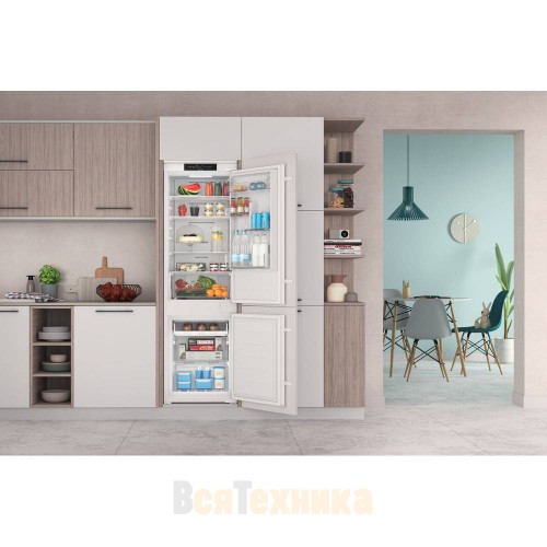 Холодильник Indesit INC18 T311