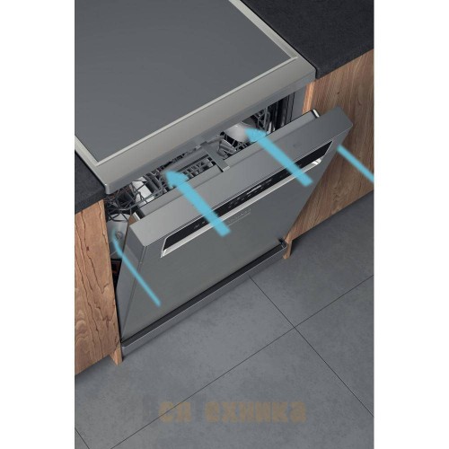 Посудомоечная машина Hotpoint HFC 3C26