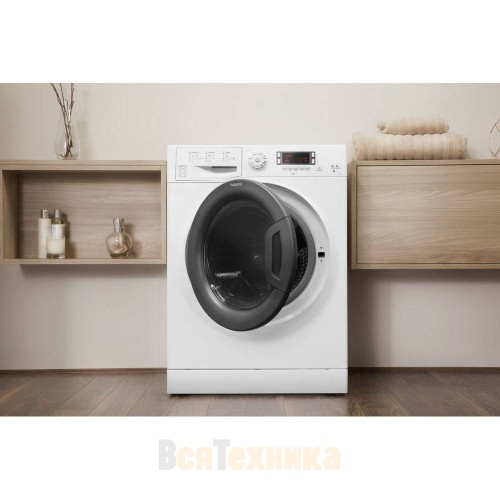 Стиральная машина с сушкой Hotpoint FDD 9640B EU
