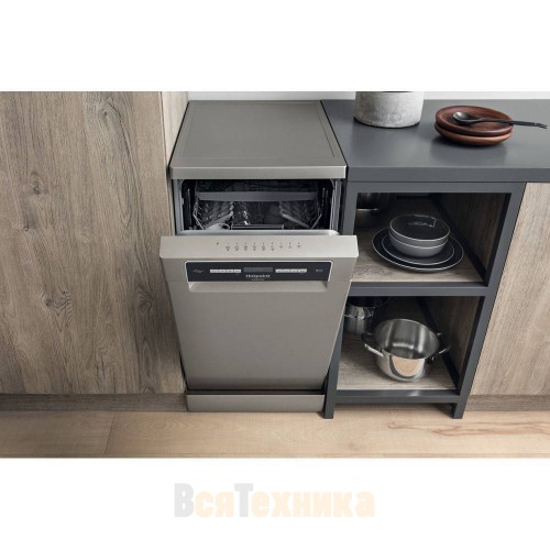 Посудомоечная машина Hotpoint HSFO 3T223 WC X