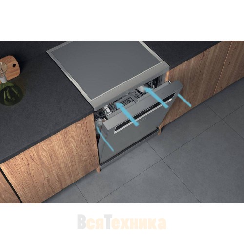 Посудомоечная машина Hotpoint HFC 3C26