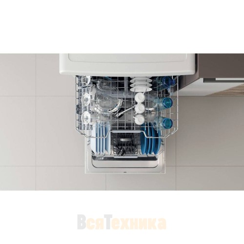 Посудомоечная машина Indesit DFC 2B+16