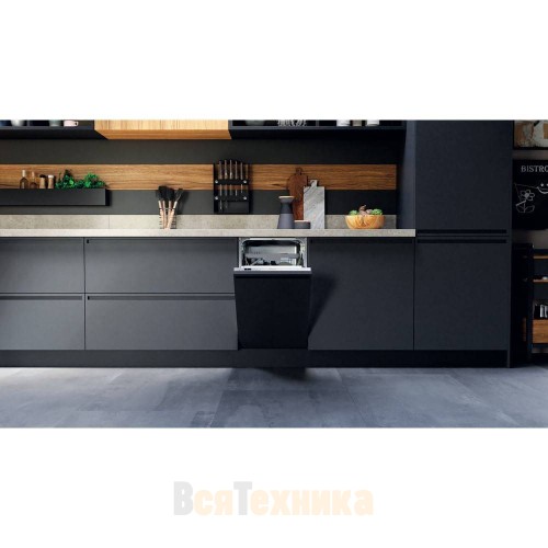 Посудомоечная машина Hotpoint HSIC 3M19 C