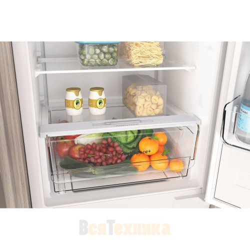 Холодильник Indesit INC20 T321 EU
