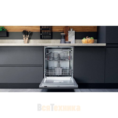 Посудомоечная машина Hotpoint HIC 3B19 C