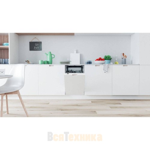 Посудомоечная машина Indesit DSIC 3M19