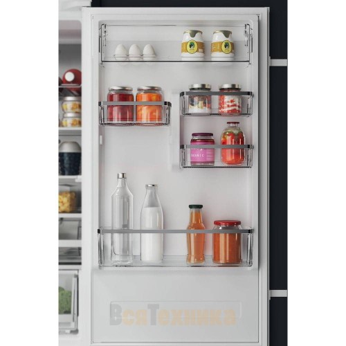 Холодильник Hotpoint HAC18 T563