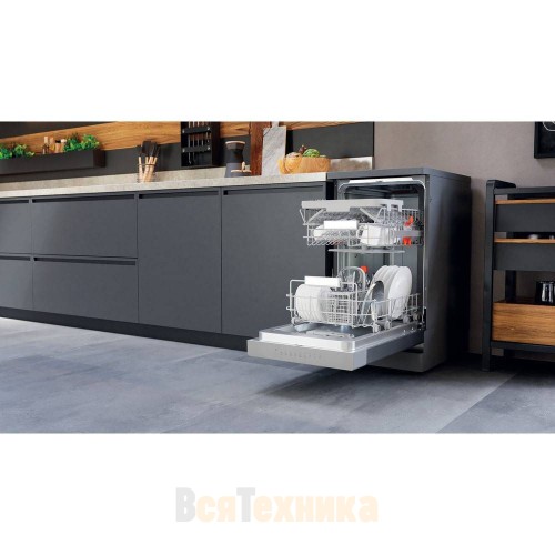 Посудомоечная машина Hotpoint HSFO 3T223 WC X
