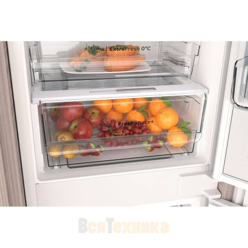 Холодильник Indesit INC18 T332
