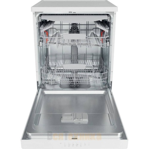 Посудомоечная машина Hotpoint HFC 3C26 F