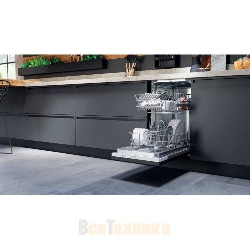Посудомоечная машина Hotpoint HSIE 2B19