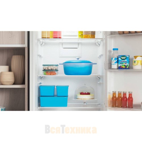Холодильник Indesit ITS 4200 W