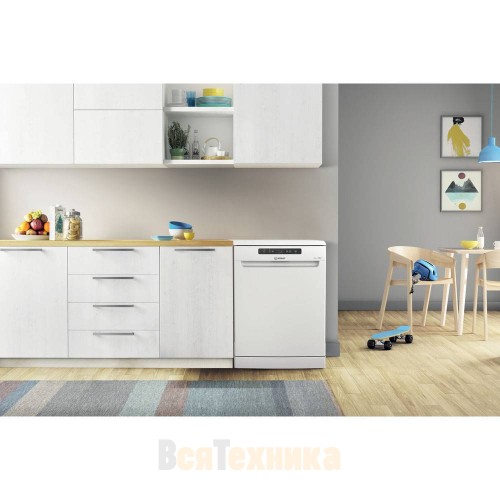 Посудомоечная машина Indesit DFC 2B+16