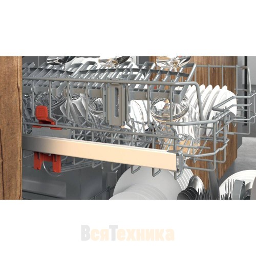 Посудомоечная машина Hotpoint HIC 3B19N