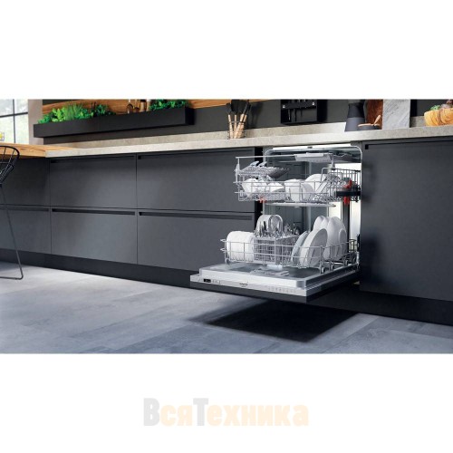 Посудомоечная машина Hotpoint HIC 3B19 C
