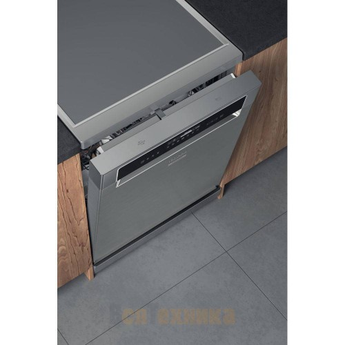 Посудомоечная машина Hotpoint HFC 3C26