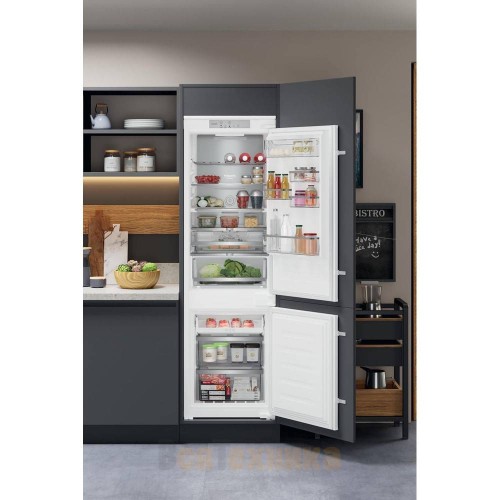 Холодильник Hotpoint HAC18 T563