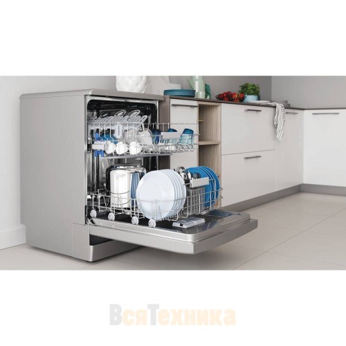 Посудомоечная машина Indesit DFC 2B+16 S