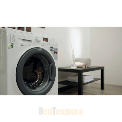 Стиральная машина Hotpoint VMSG 622 ST B