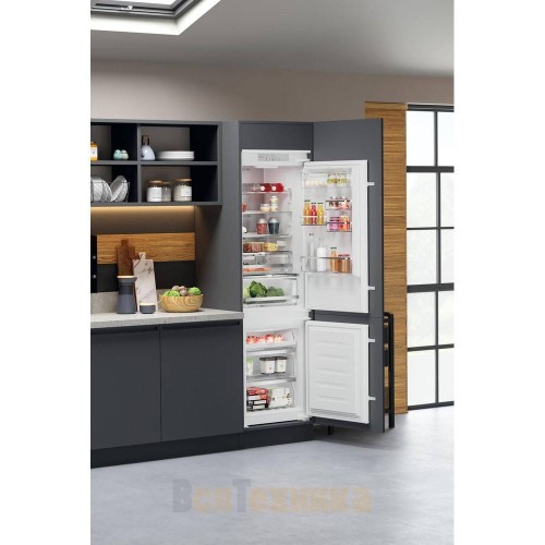 Холодильник Hotpoint HAC18 T563