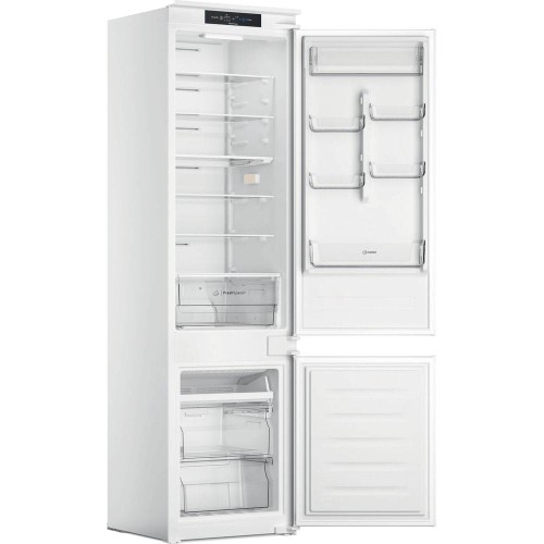 Холодильник Indesit INC20 T321 EU