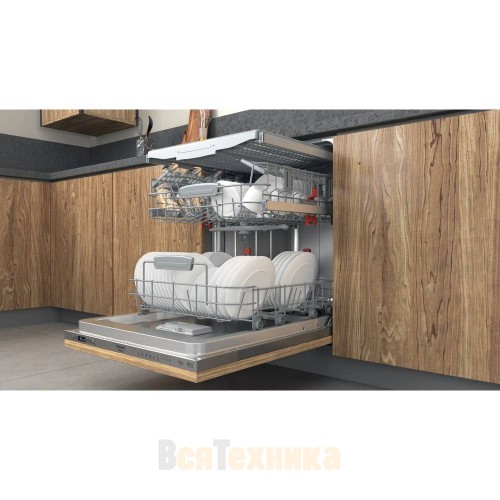 Посудомоечная машина Hotpoint HI 5020 WEF
