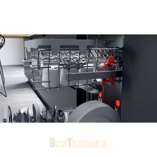 Посудомоечная машина Hotpoint HSIO 3T235 WCE
